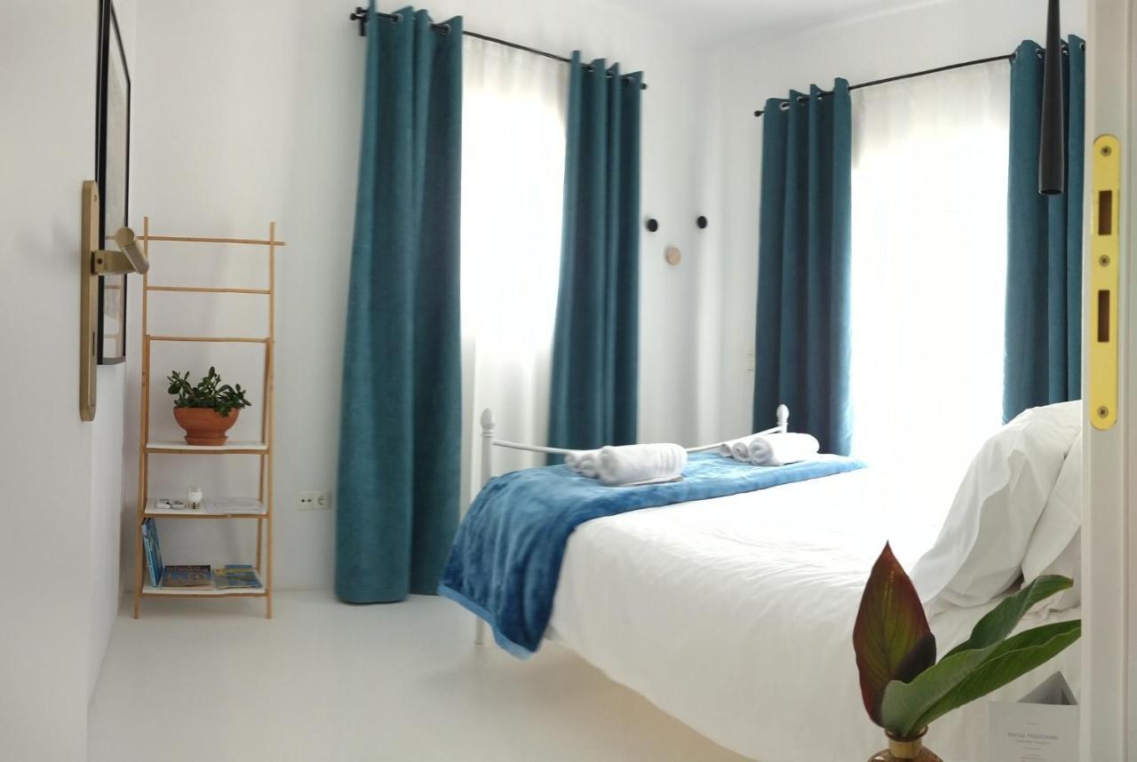 Вилла Zen Minimal Luxury Housing Tyros Экстерьер фото